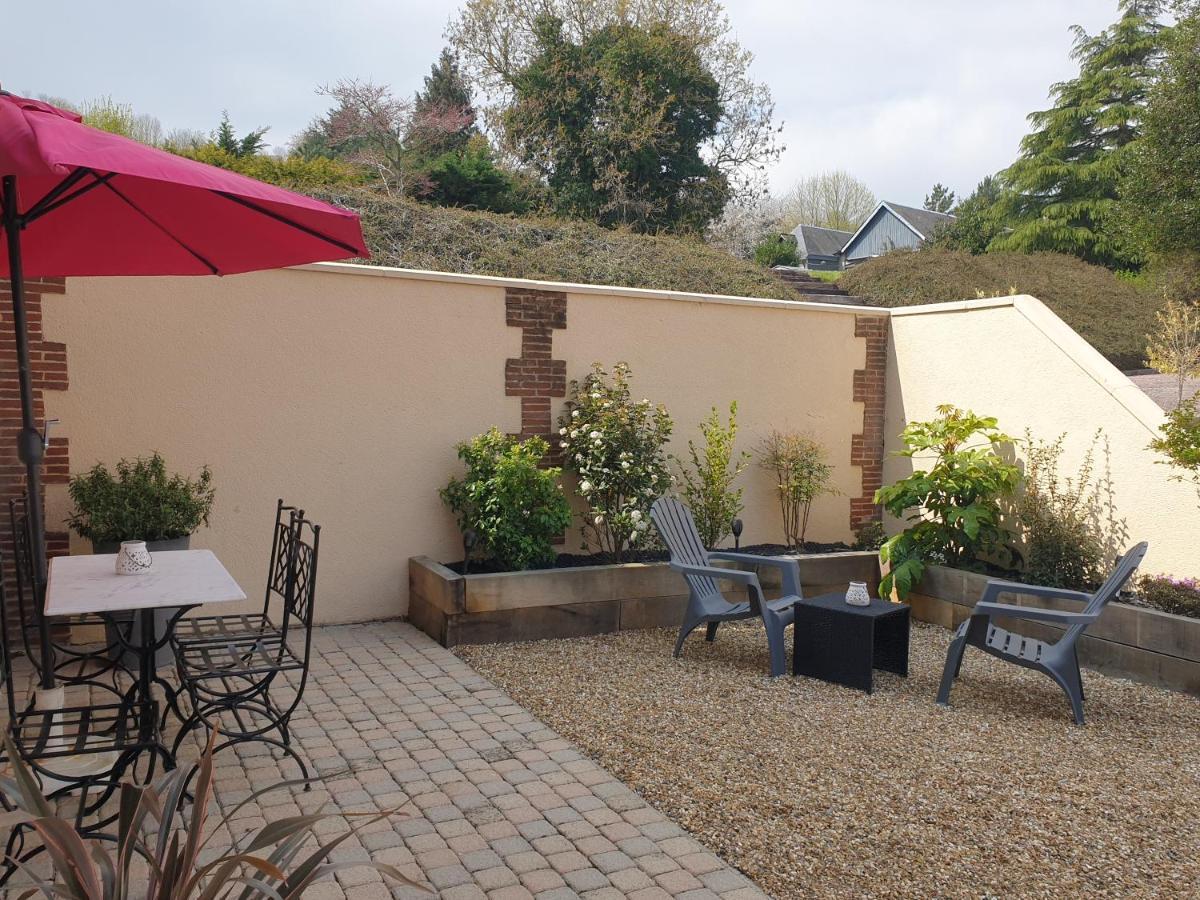 La Cour Apartment Honfleur Exterior photo
